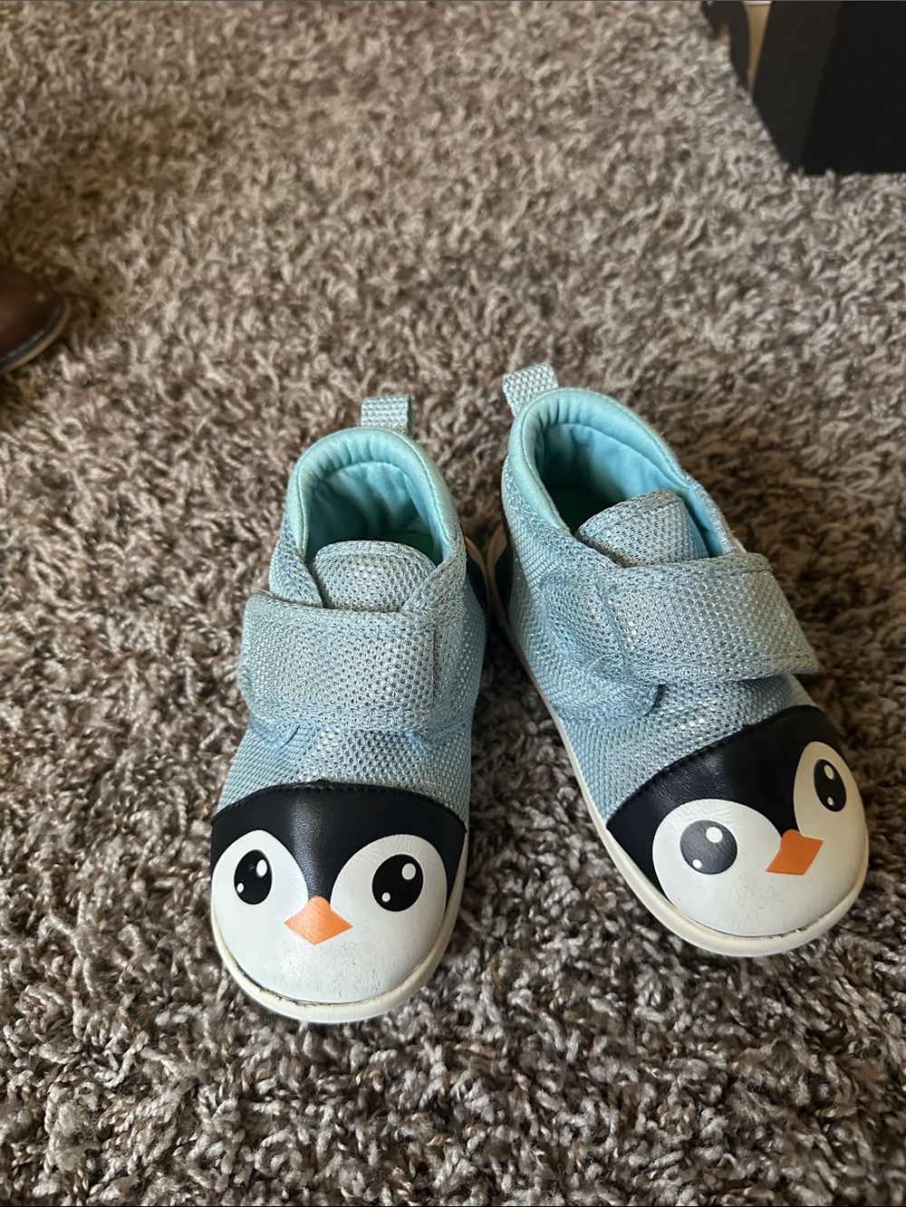 Ikiki Kids Light Blue Penguin Slip-On Sneakers